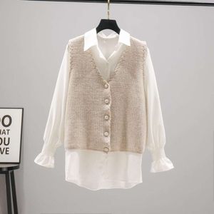 V Neck Knitted Cardigan Sweater Vest Female Spring And Autumn Design Sense Folding Short Versatile Top