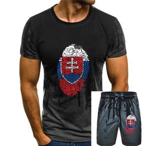 Tute da uomo T-shirt nera con bandiera slovacca e impronta digitale a righe 230909