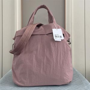 LU-LW9CC1S YOGA BAG Handväska Kvinnlig våtvattentät medium bagagepåsar Kort resväska 19L Kapacitet med varumärkeslogo2375