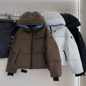 Parkas femininas designer 2023 outono/inverno novo triângulo invertido zíper gota ombro com capuz design fosco pão para baixo casaco para mulher 2ynu