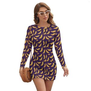 Casual klänningar banantryck klänning kvinnlig gul lila estetisk bodycon vår långärmad vintage mönster överdimensionerad vestido