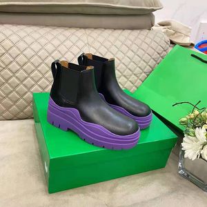 Tasarımcı Botlar Erkek ve Kadınlar Martin Boots Lüks Martin Diz Botları Motosiklet ayak bileği Yarı Anti Slip Fashion Platform Kar Orta Boot Kısa Botlar 35-41