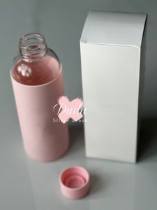 party favor glasses water bottle Silicone cover with letter cup Beaute gift