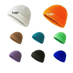 Berets inverno homens e mulheres em branco luxo fofo balde de malha chapéus premium unisex 3d bordado design personalizado seu logotipo para boné de impressão