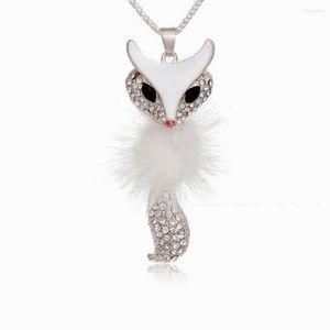 Collane con ciondolo Collana di cristallo con strass in peluche bianco per gioielli da regalo di San Valentino per ragazze da donna