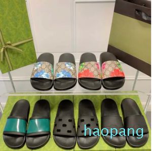 Slipare Blooms Designer glider kvinnor Mens Sandaler Blooms Flowers Shoe Fashion Gummi Sliders Tiger Floral Flats Talllare Beach Sandal