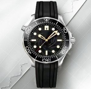 Luxury Omegs Watch Man armbandsur Mens rörelse tittar på automatiska mekaniska AAA -klockor på full rostfritt stål Bezel Waterproof Luminous