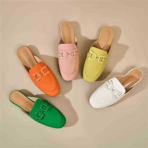 Pantofola Donna Mule Scarpa Nuovo design di marca Slip on punta chiusa Sandalo Lady Pink Slide Outdoor piatta con catena 220622