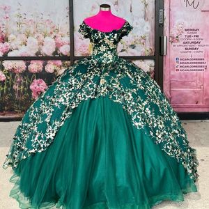 Verde lucido Principessa Abiti Quinceanera Principessa Oro applique Fiori 3D Abito da ballo Abito di compleanno Tulle Dolce 16 Abiti abiti da 15