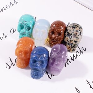 Party Decoration 1 Inch Crystal Quarze Skull Sculpture Hand snidad ädelstenstaty Figur Collectible Healing Reiki Halloween