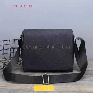 Bortkroppar herrplånbok designer handväskor crossbody väska män pu läder ryggsäck svart portfölj bärbar axel på messenger väskor purses 28 cm lyxväska