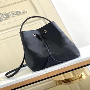 2021 Women Luxurys Designers Marmont Womenss Bags حقائب 2021 حقيبة يد الكتف اليدوية الجلدية الكلاسيكية على غرار سلسلة ذهبية السلسلة الذهبية M258b