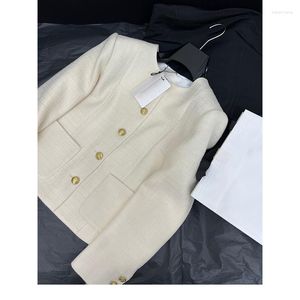 女性用ジャケット女性のための白い小さなフレグランスコート2023春のデザインセンス気質多様なトップ