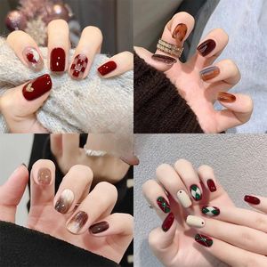 False Nails 24pcs/set Nailは、秋と冬の中国スタイルのパッチでコーヒーカラーパッチを着用します。偽物