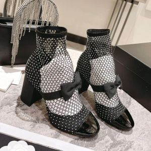 Kanal toka botları lüks tasarımcı rhinestone tıknaz topuk bayan ayakkabıları 8.5cm yükseklikte topuklu bootie moda karışık renk ayak bileği fabrika ayakkabı