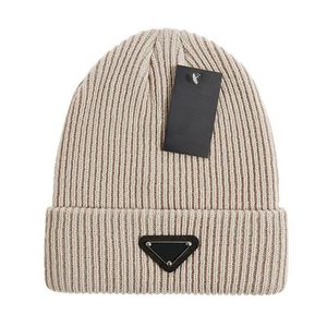 Luxury beanies designer Winter men and women Fashion design knit hats fall woolen cap letter jacquard unisex warm skull hat F-13