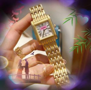 Luksusowy kreatywny kwadratowy rzymski czołg Mały tarczę zegarki Wysoki standardowy Zegar Trzy szpilki różowe złoto srebrne stal nierdzewna kwarc wodoodporna wodoodporna sukienka