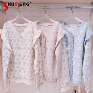 Kvinnors stickor Tees Spring Autumn Sweater Top Retro French Style Sweet Sticked tröja Floralhandtag Midlängd Tröja Cardigan For Women 230911