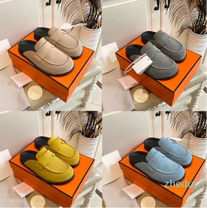 Go Mules Sandals Flat Slippers 5a Designer tofflor Clogs Wonens Sandaler Baotou Slides Rems Spännen Kvinnor Summer Beach Rubber Sules Sandal