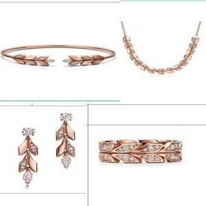 Solid 18 -karatowa bransoletka z bransoletki dla kobiet liść Diamond Projektant Miłość Para moda na przyjęcie weselne Prezenty Prezenty Senior Brid241v