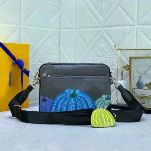 Designer Mens Yk Trio Messenger Bag Luxury Monograms Flowers Cross-Body Bag Man Pumpkin Shoulder Bag Japan Artist Leather Purse Satchel Pouch