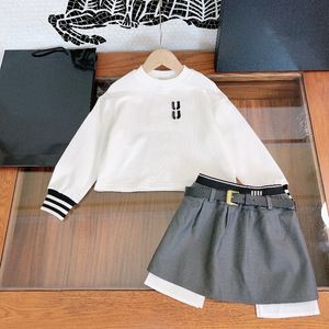 Fashion Trendy Girls Set With Three Pieces Hoodies Skirt Belt Brand Designer Comfortable Fabric Childrens Suit Sweet Cool Girl Clothes Sets