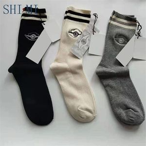 Men's Socks Spring Women Woman Korean Version Of The Two Bars Japanese Striped Cotton Tube Pile Ins Tide College Style280O