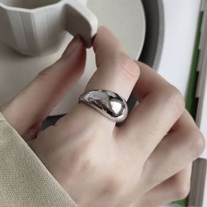 Högkvalitativ aldrig Fade Fashion Classic Vintage Justerbar öppen ring Kvinnlig smidig ring för kvinnor Hiphop smyckespresent