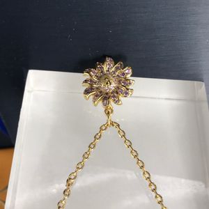 Mode kvinnor hänge halsband designer märke bokstav charm urval mode personlig stil klassisk premium smycken tillbehör shopping rese semester gåva