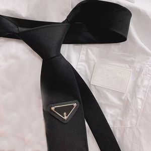 P Classic Fashion Tie Designer Ties Girls With Triangle Pattern Letter Neckwear Tie Letter Ties Luxury Business Fashion Silk Party Wedding Neckwear Black