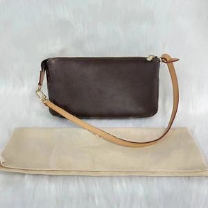 Tasarımcı çanta cazibesi lüks crossbody bayan omuz çantaları altın moda güzel çanta favori alışveriş okul çantaları