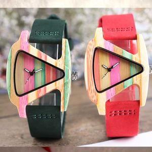 Relógios de pulso Único colorido relógio de madeira criativo triângulo forma dial hora relógio mulheres quartzo pulseira de couro feminino pulso reloj mujer 230911