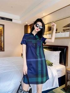 Gatastilklänningar 2023 Luxury Brand Designer Dress Fashion Letter Print Dress Slim Quick Dry Mini Kjol American Womens Clothing Women Casual M-2XL HKD230912