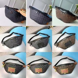 デザイナーのLuxurys Women Cross Body Bag Discovery Bumbag Men PM Bumbagショルダーバッグウエストバッグ