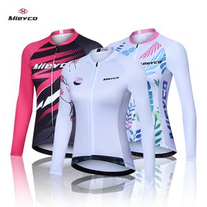 Cycling Shirts Tops Summer Jersey For Women Outfits Spring and Autumn Breathable LongSleeved Bicycle Road Bike Clothing Equipment 230911