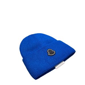 Erkekler Lüks Beanie Hat Ladies Sonbahar ve Kış çok yönlü moda yüksek kaliteli kış unisex rüzgar geçirmez elastik kadın bere şapka kaptan kapağı kış