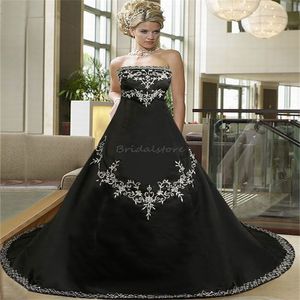 Spanish Black Gothic Wedding Dress With Embroidery Vintage Satin Strapless Bridal Gowns 2023 Plus Size Corset Vestidos De Novia Gardden Church Bride Robe De Mariee