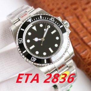 N Fabrika V12 Mens Watch ETA 2836 Hareketi Otomatik Mekanik İzleme 40mm Seramik Çerçeve Safir Cam 904L Su Geçirmez Aydınlık 50m