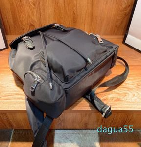 Tasarımcı sırt çantası moda naylon büyük kapasiteli seyahat çantası sırt çantaları