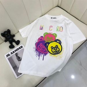 2023 Designer Women's T-shirt Summer italiensk lyx helt ny t-shirt tecknad björn stämpel lös bomull runda nacke mäns och kvinnors skjorta s-5xl