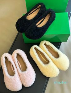 Frauen flache Atomic Ballerina Loafer Herbst und Winter Pelzschuh Lederschnittkuchen mit Sojabohnen-Klebebasis im Freien Lässiger Slipper