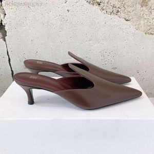 Toteme Designer Shoes New Toe Womens Lazy Head Package Pointed tofflor Mule Shoes Sandaler Design Modeller Högklackade enstaka skor Yyj1f