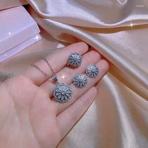 Necklace Earrings Set Stylish Three-piece Jewelry For Women Classic Flower Shape Ring High Quality Engagement