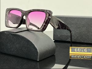 Neuankömmling Designer-Sonnenbrillen Brillen Goggle Outdoor Strand Sonnenbrillen für Mann Frau Dreieckige Signatur