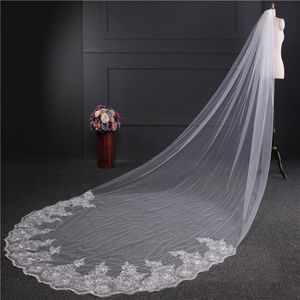 4M Veil 2017 Bling Bling Crystal Cathedral Bridal Veils Luxury Long Applique Pärled Custom Made High Quality Wedding Veils254a