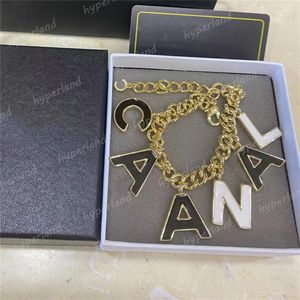 Designer Charm Bracelet Party Gold Wrist Chains Women Jewelry Big Letter Pendants Love Bracelets Woman Luxury Band Chain255Y