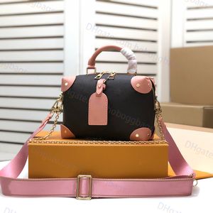 Luxury PETITE MALLE Souple Designer Shoulder Bags Exquisite Handbags Portable Pouch Cattlehide Underarm Package Personalized Cross Body Socialite Totes