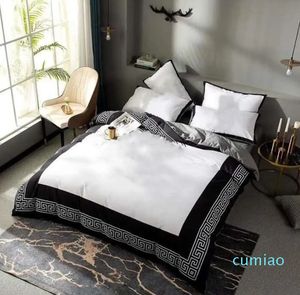 Set di biancheria da letto di design king size alla moda, 4 pezzi, copripiumino morbido in cotone stampato con lettera, lenzuolo queen di lusso con