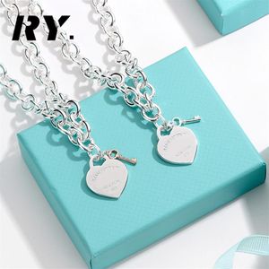 Hight Quality TF Heart Pendant With Key Charm Necklace 925 Sterlling Silver Jewelry Designer Luxury Brands Classic Wedding Valenti215K
