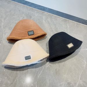 Moda Tasarımcı Şapkaları Erkek ve Kadınlar Beanie Sonbahar/Kış Termal Örgü Şapkası Marka Bonnet Yüksek Kalite Ekose Kafatası Şapkası Lüks Sıcak Kap 219776